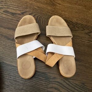 espadrilles sandals